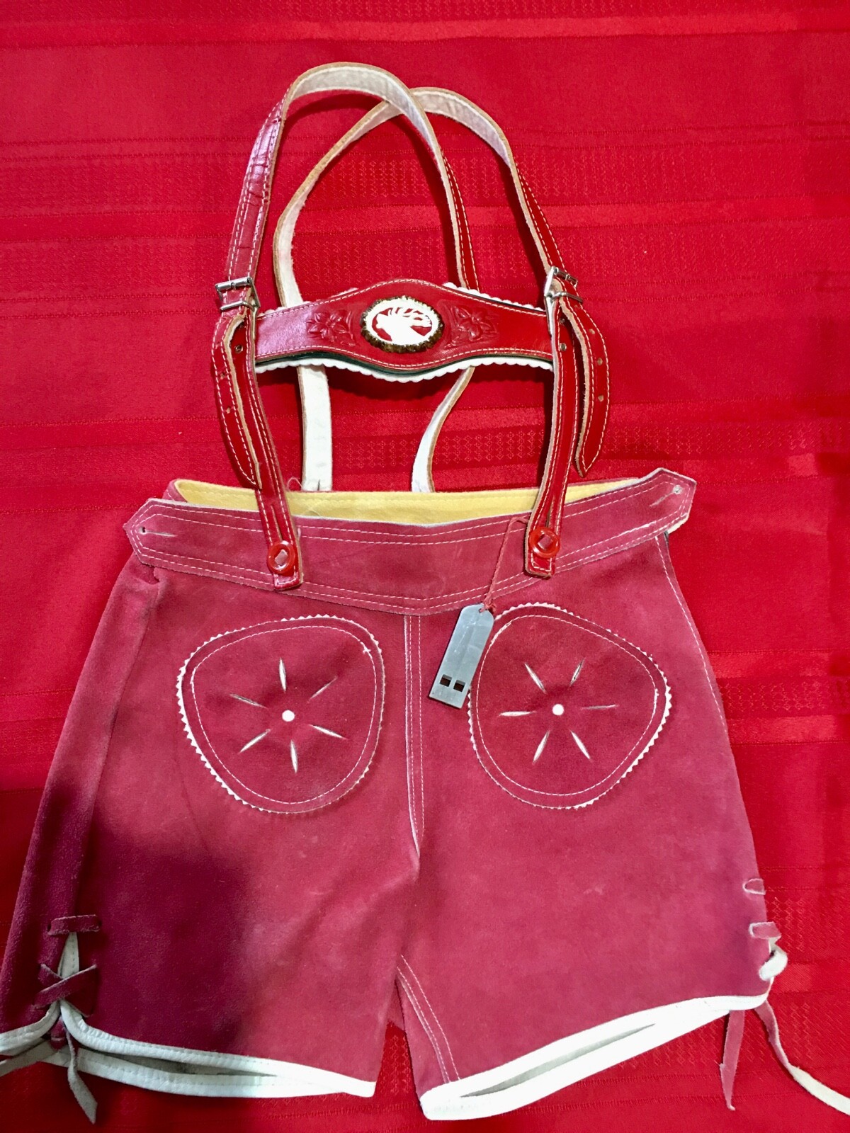 Vintage Bavarian Suede Lederhosen Leather Childs Pink Shorts – Size 86 or 98