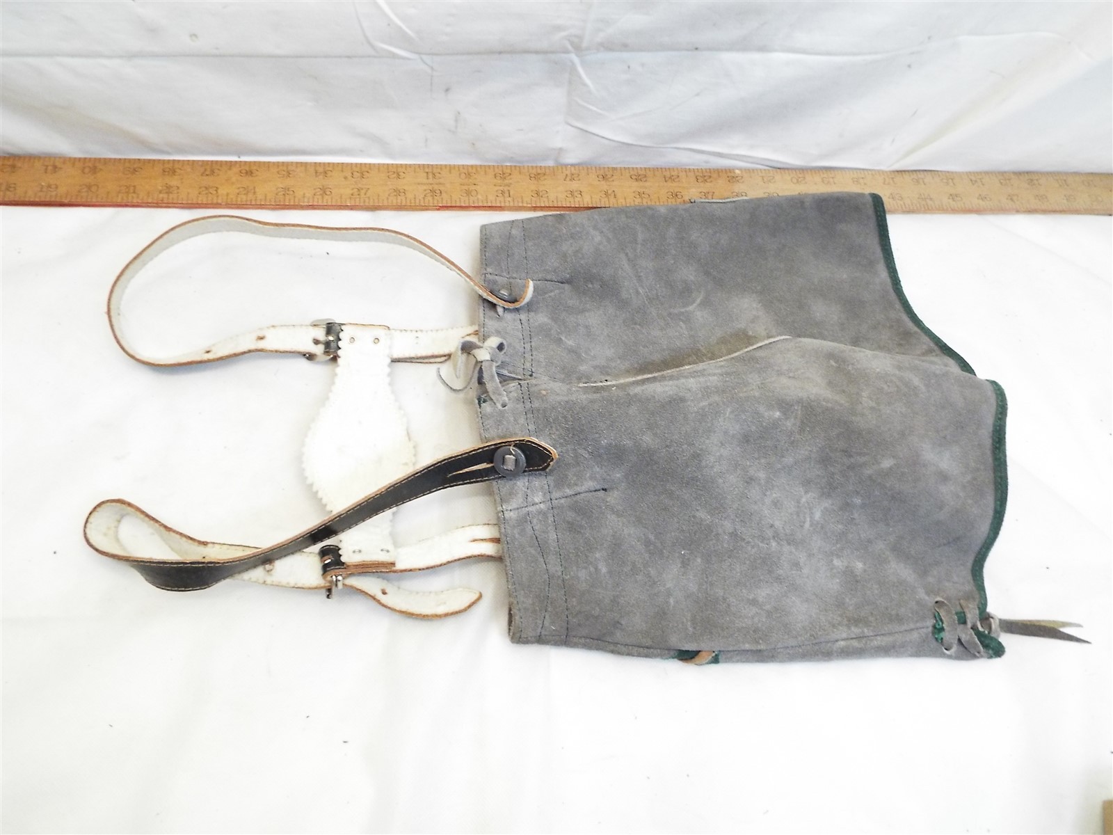 Pair Vintage Child’s Lederhosen German Bavarian Leather Shorts Suspenders Boys