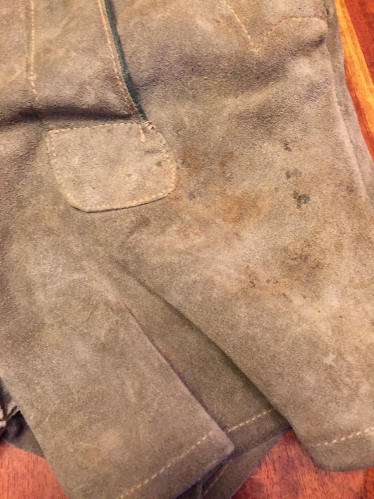 Vintage German Lederhosen Leather Suede Child’s Hunter Green Shorts (LS)