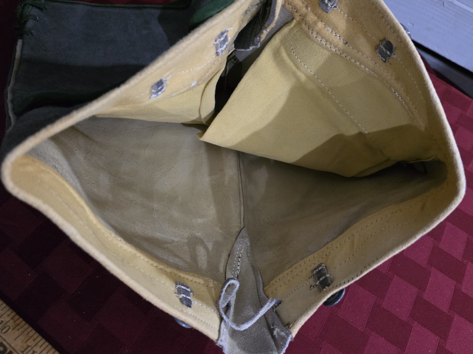 Authentic Vintage Lederhosen Oktoberfest Men Suede Leather Green Shorts
