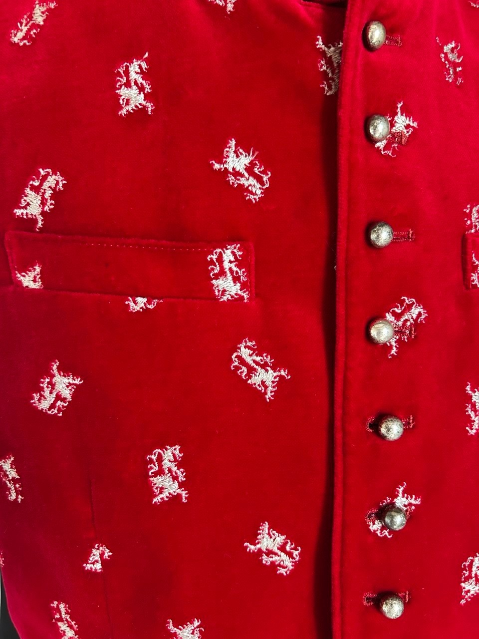 Strohmaier Mens Red Velvet Cotton Vest EU 50 Trachten Oktoberfest Traditional