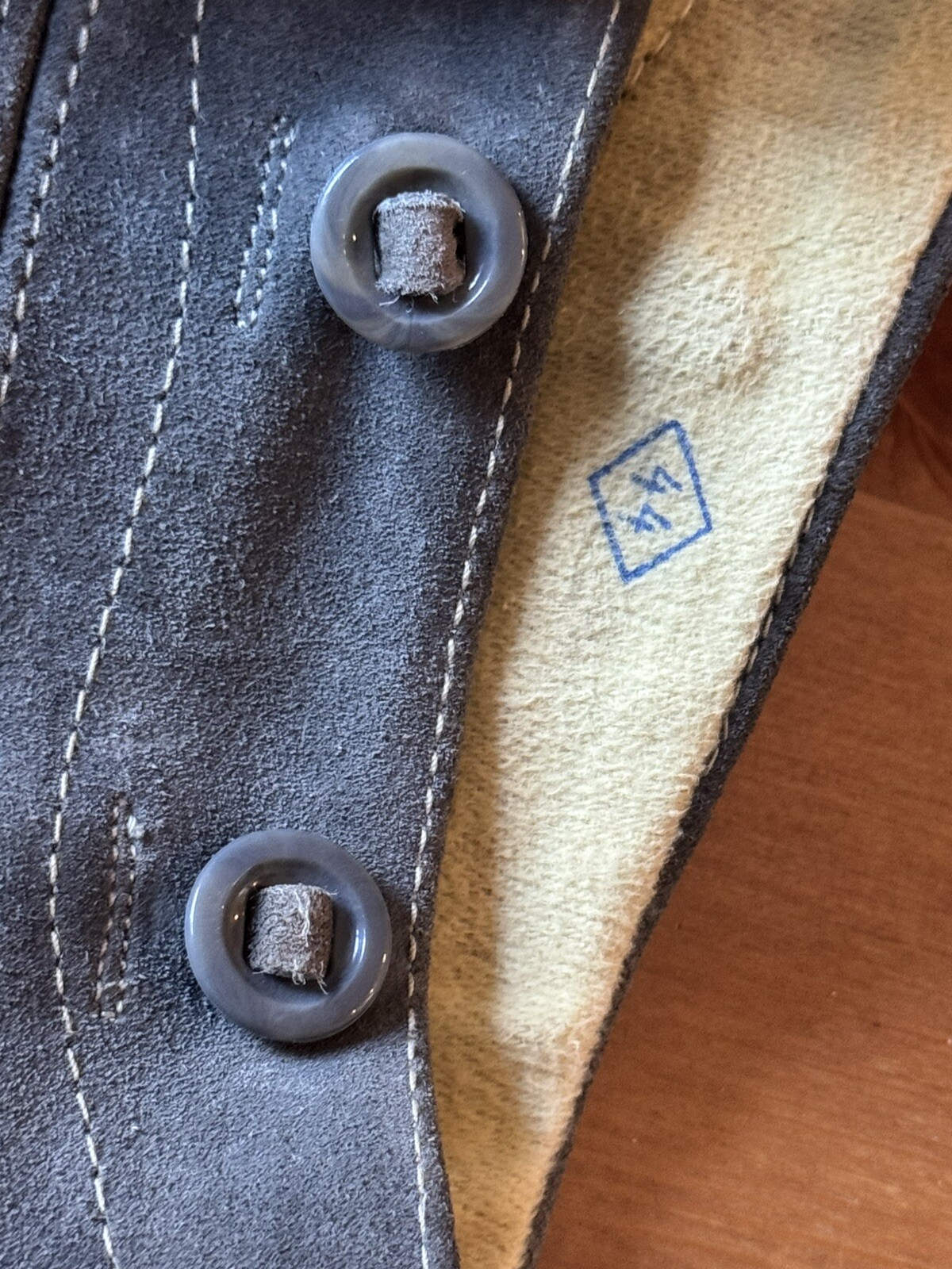 Vintage German Bergfreund Lederhosen Gray Suede Leather Shorts Oktoberfest EU 44