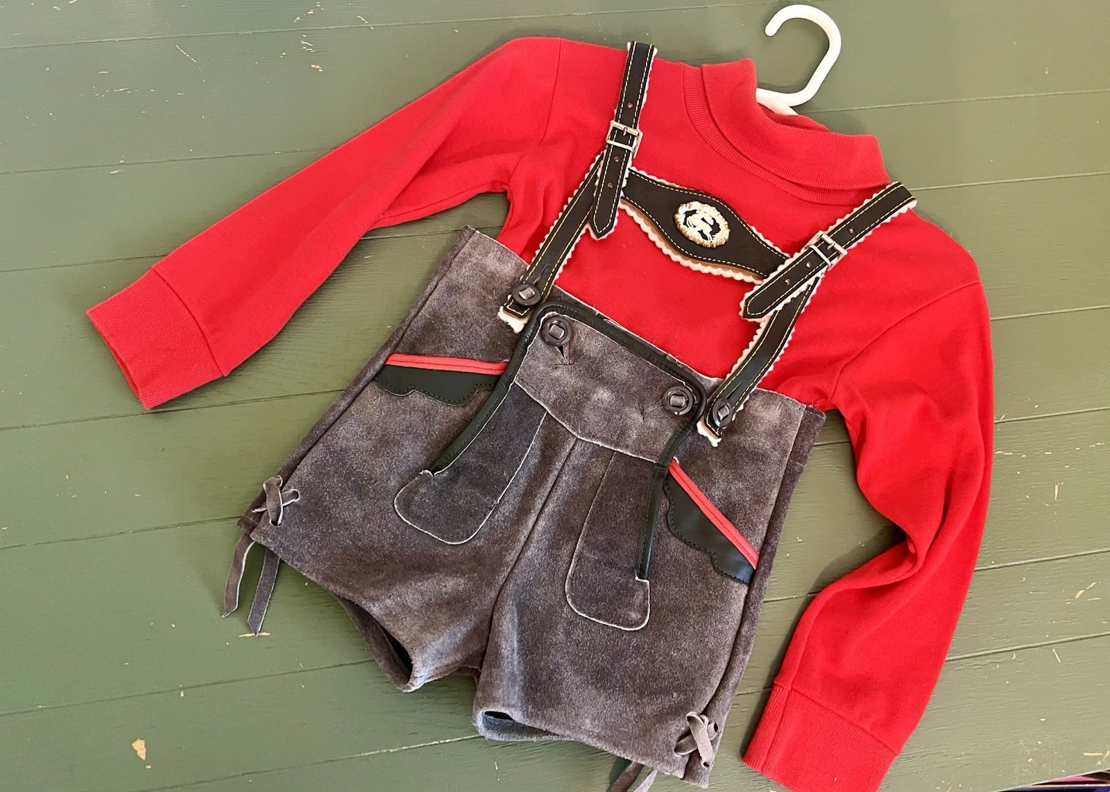 Lederhosen German Child Shorts Authentic VTG Suede Leather German 6 Golimbeck