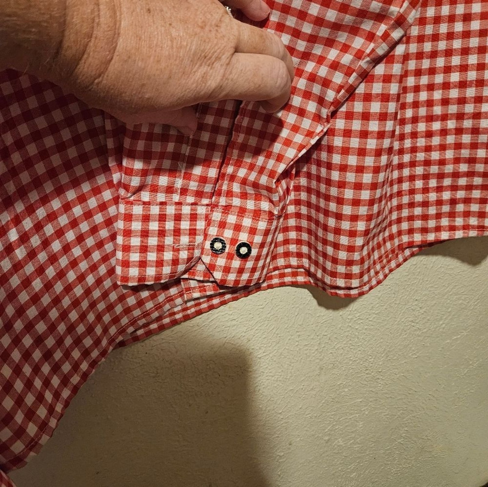 Lederhosen4u Authentic Men’s Bavarian Shirt Traditional Red Check