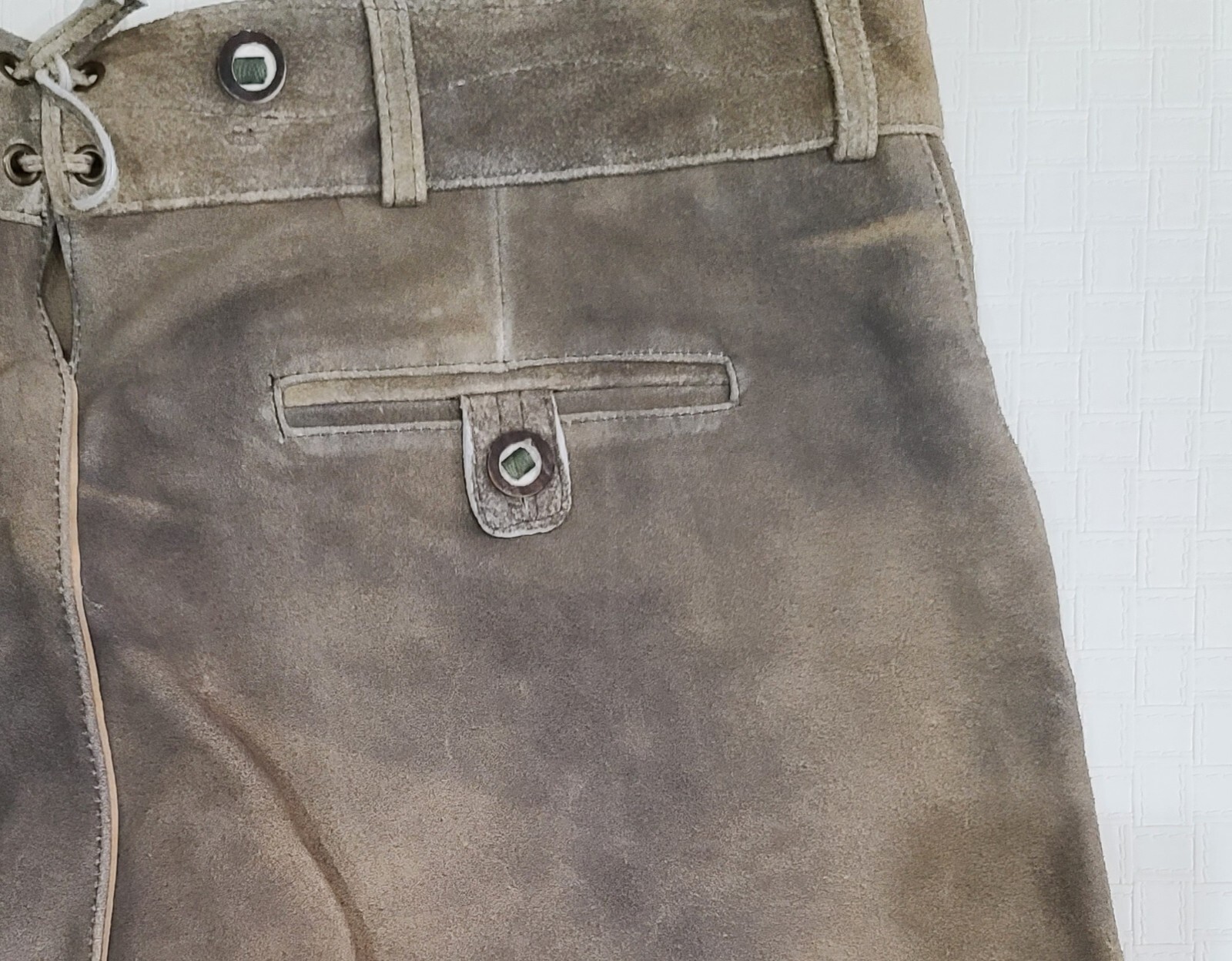 Schöneberger Men’s Bavarian Lederhosen Brown – Oktoberfest Leather Trousers 42R