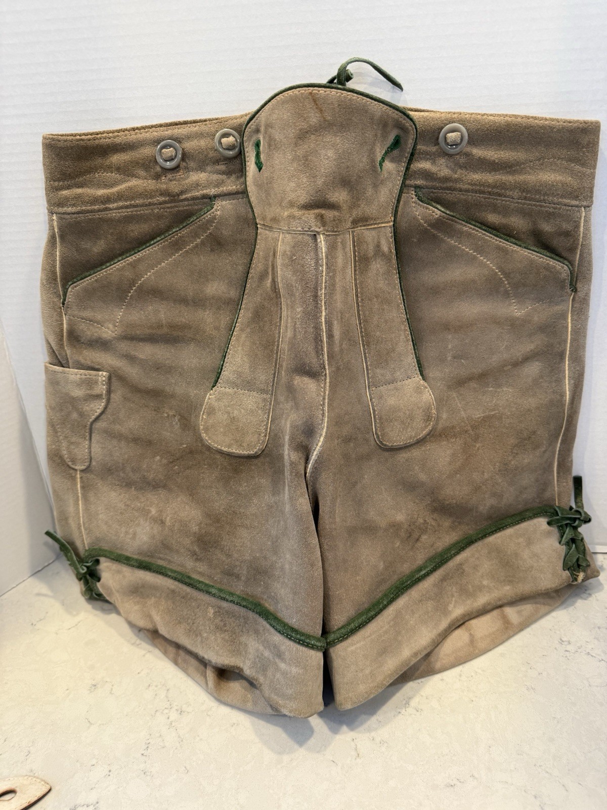 Suede Bergfreund Lederhosen Shorts
