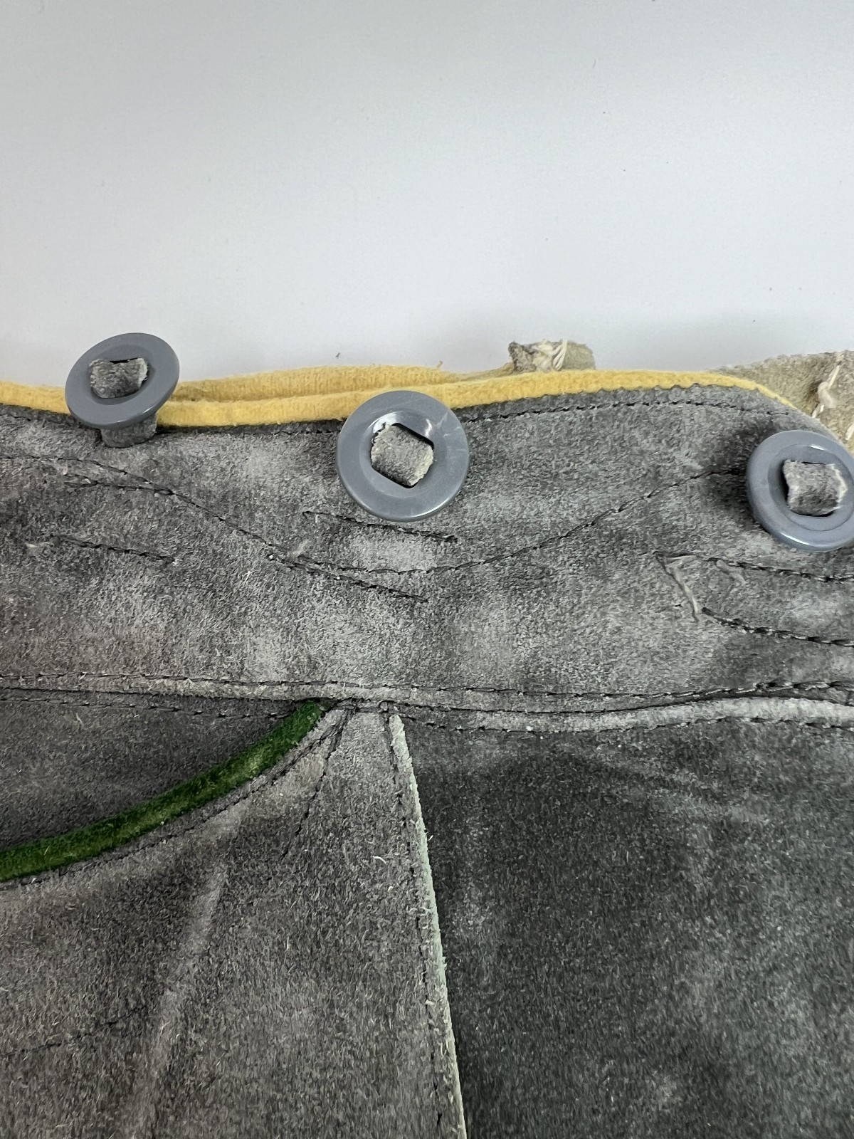 Lederhosen Oktoberfest Suede Leather Gray Shorts Green Trim No Size Tag