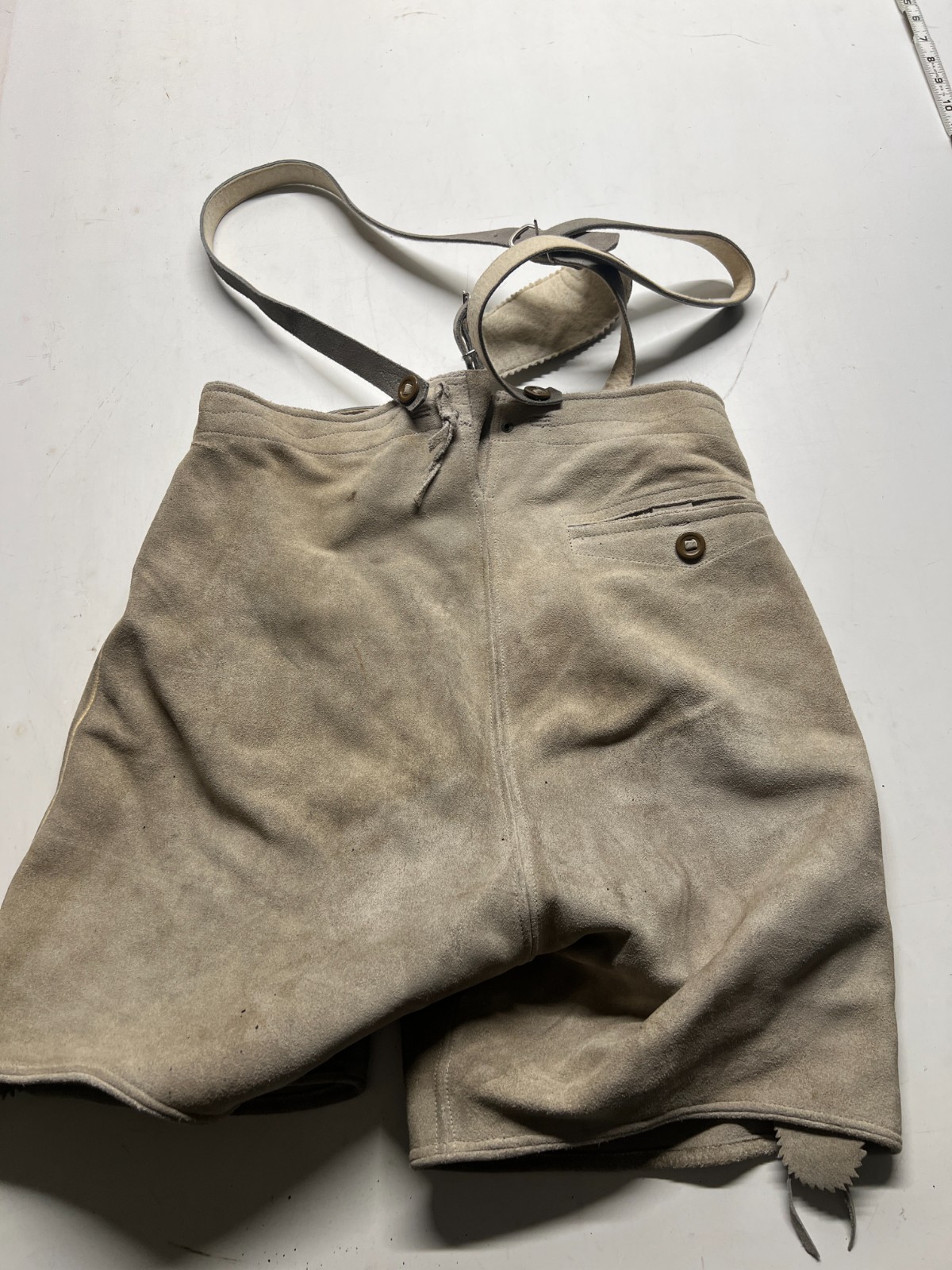 Lederhosen Bavarian Shorts Beige Suspenders Suede Germany Festive Mens Sz 16×19