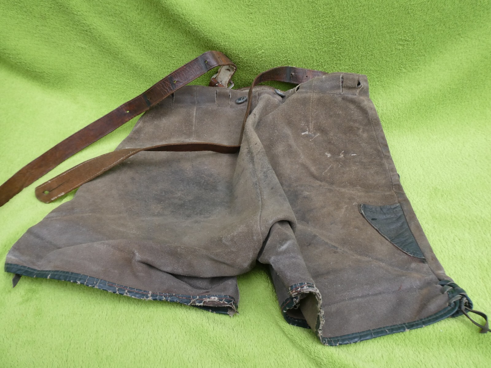 Old short traditional Lederhosen Lederhosen No. 87