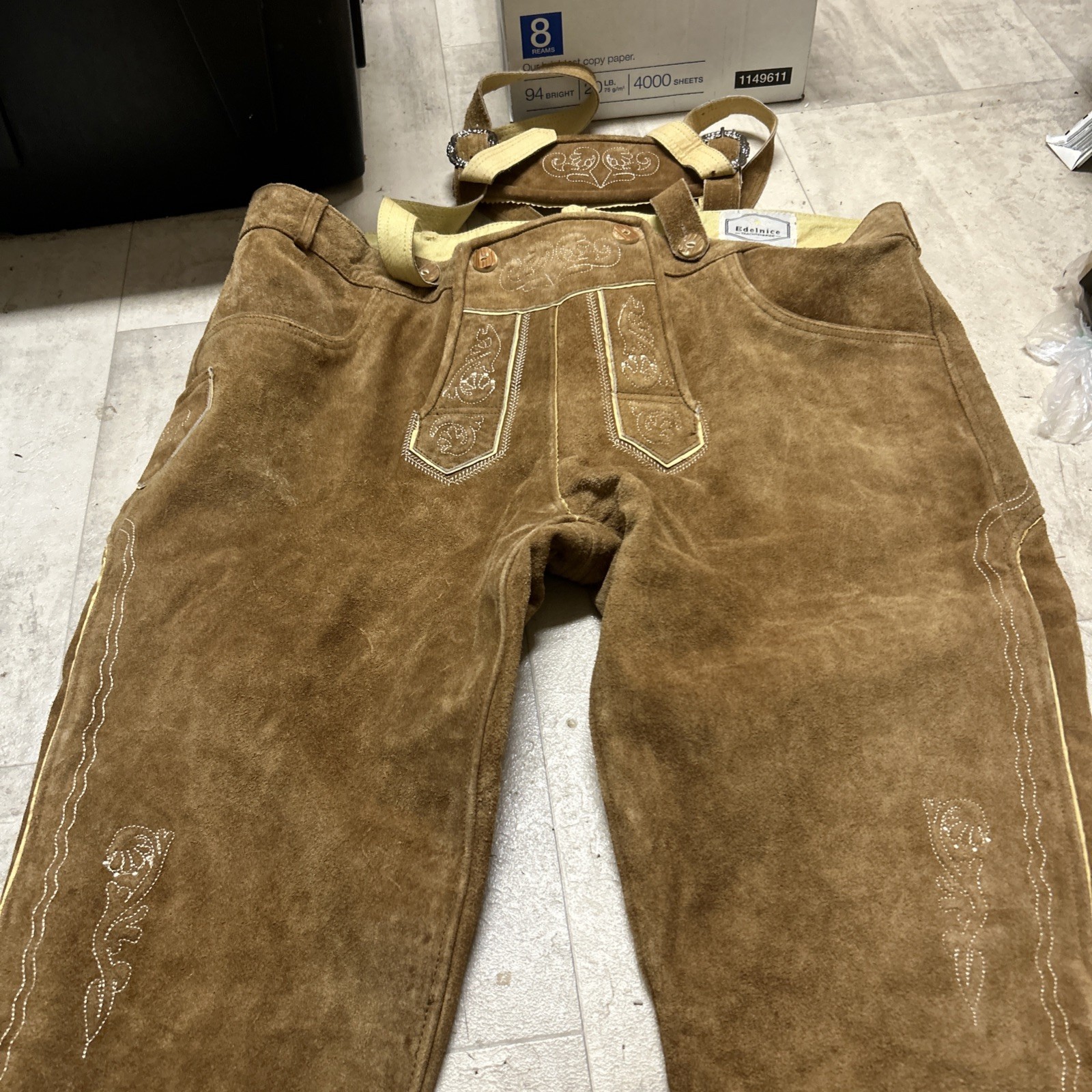 EDELNICE TRACHTEN LEDERHOSE MIT TRÄGER GRÖßE:66/M BRAUN NEUWERTIG