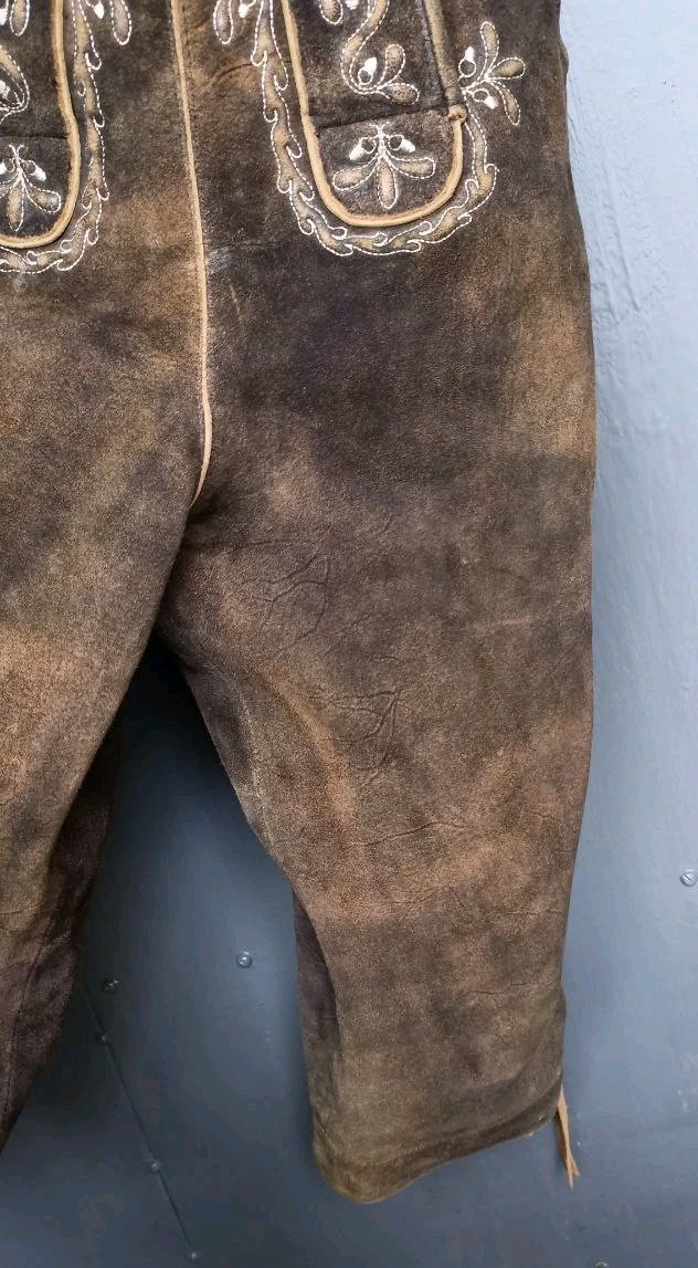 Bavarian traditional Lederhose shorts. German leather suit. Size 52