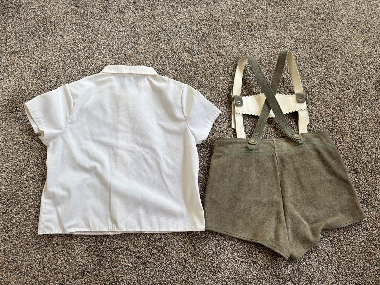 Authentic Swiss Vintage Lederhosen Kids set size 3. Pristine condition- no wear!