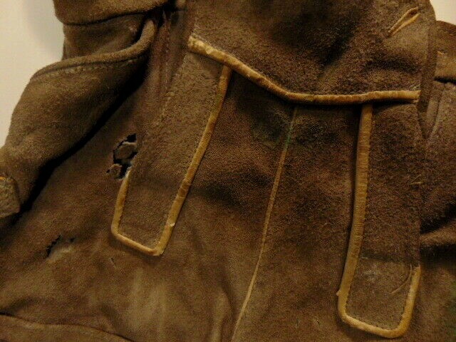 vintage small lederhosen (leather child’s shorts)