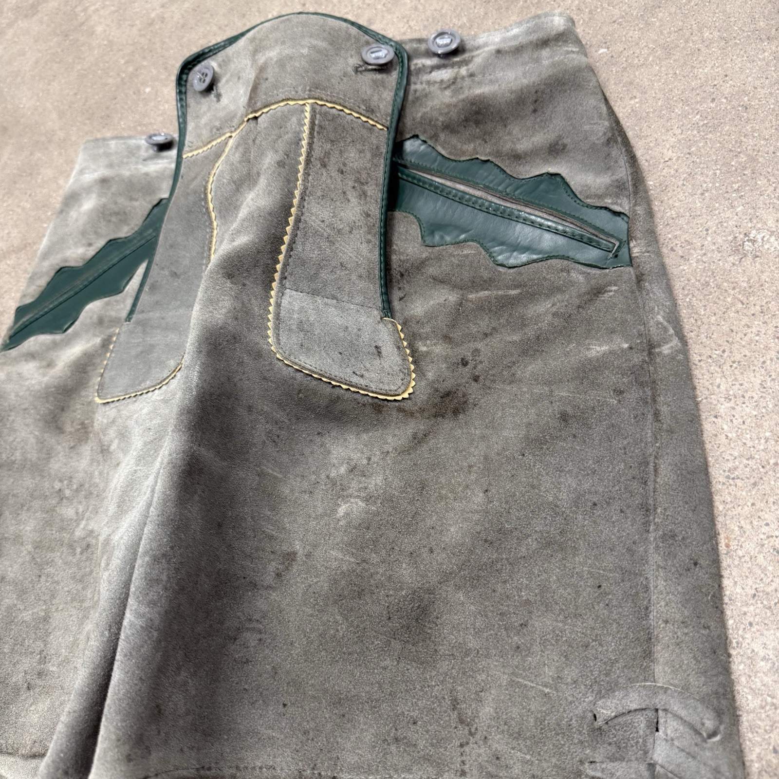 Vintage Lederhosen Leather German Bib Germany Suede Shorts Green Heavy Riding 30