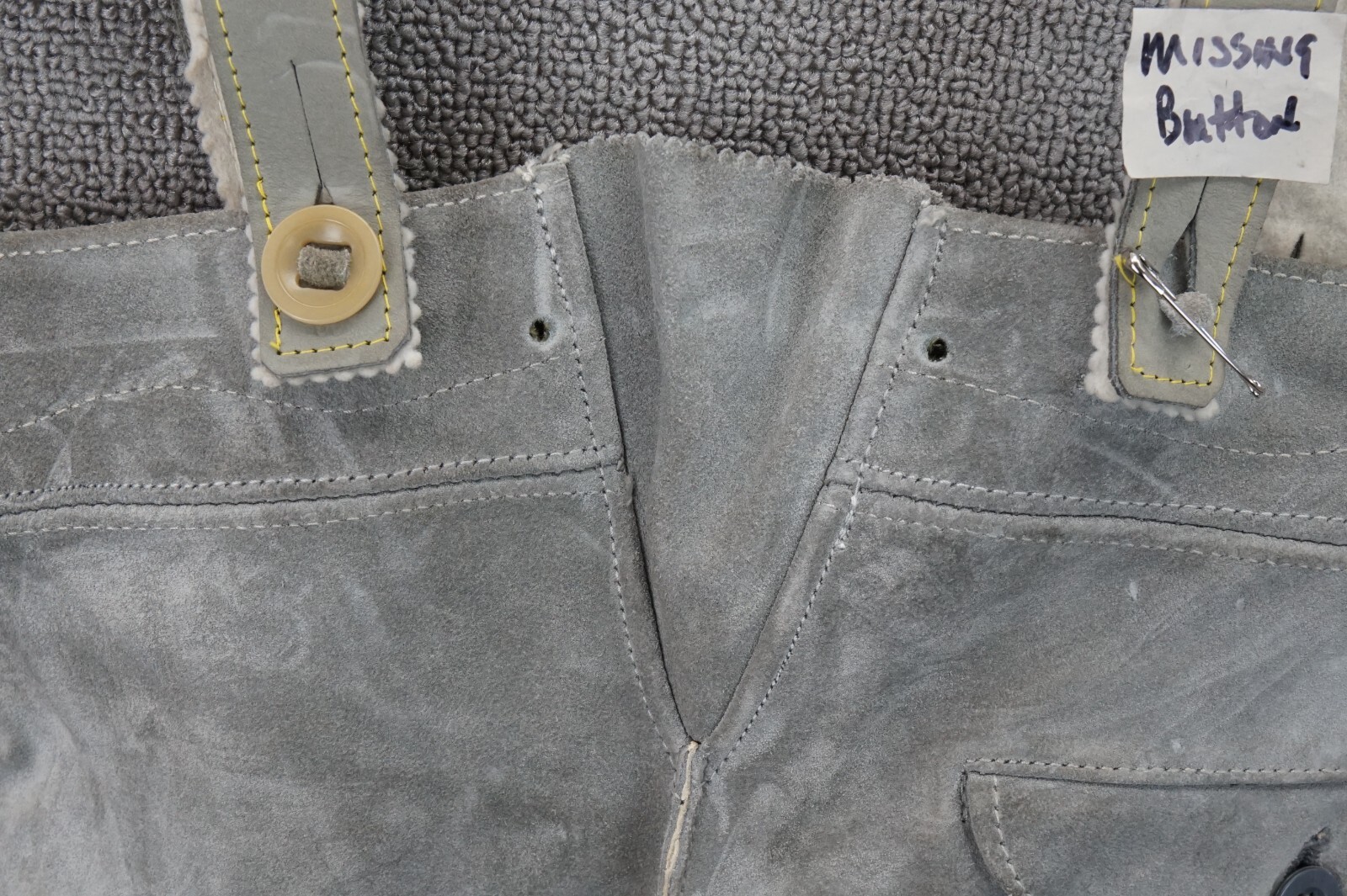 Vintage Lederhosen Shorts Size 32 Green Leather Oktoberfest Costume
