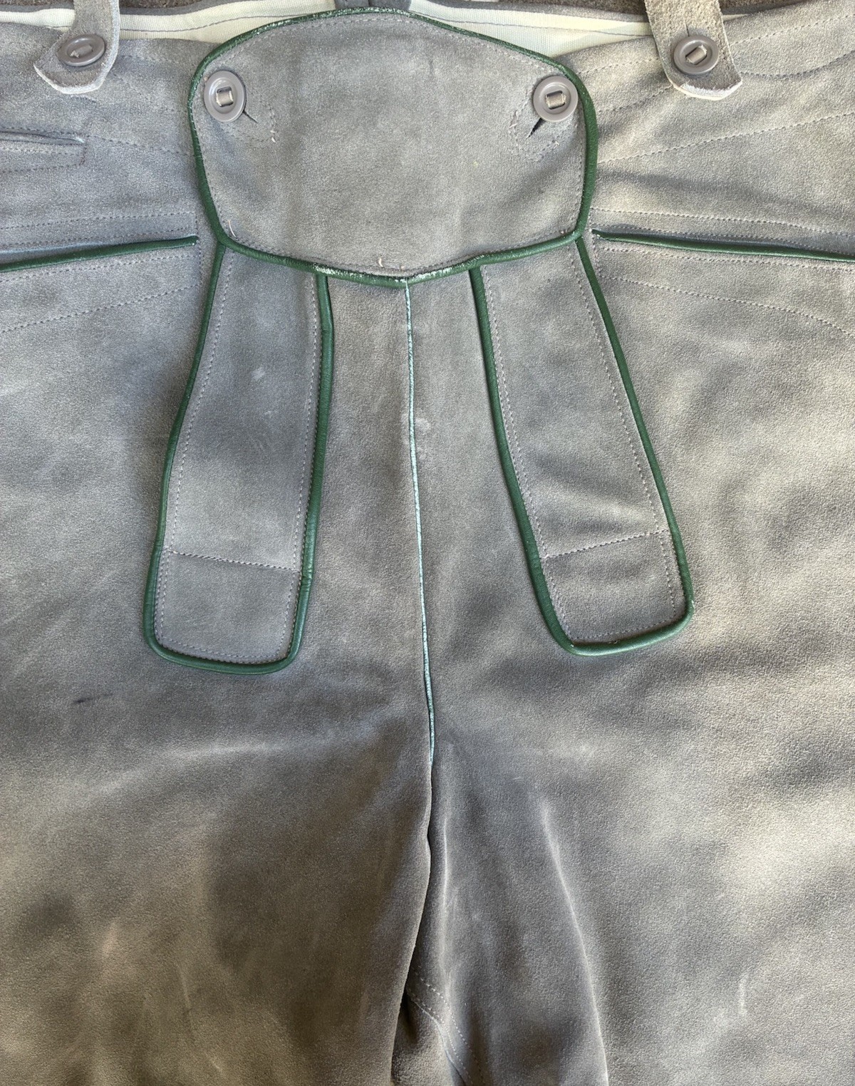 Vintage Lederhosen Men’s Leather Shorts 50 (39 Waist) XL Gray Suede Suspenders