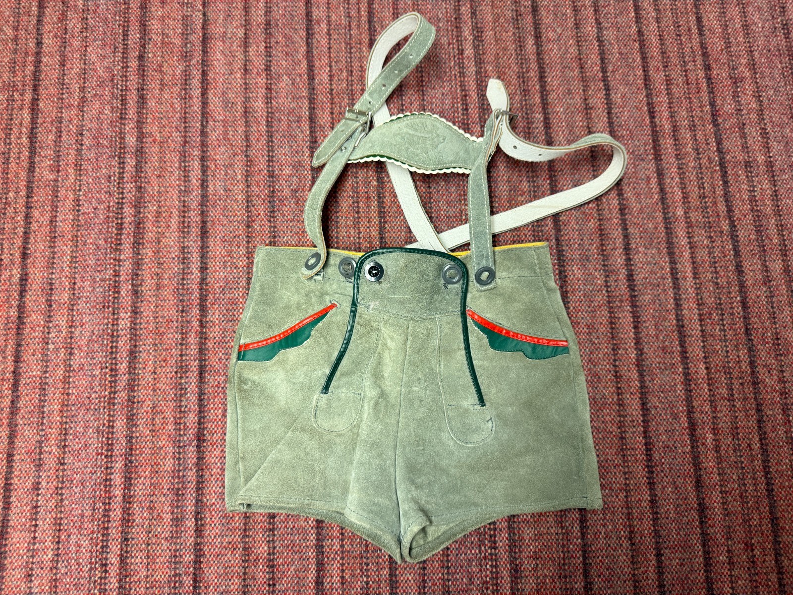 TODDLERS VINTAGE BROWN LEATHER SUEDE GERMAN LEDERHOSEN BIBS