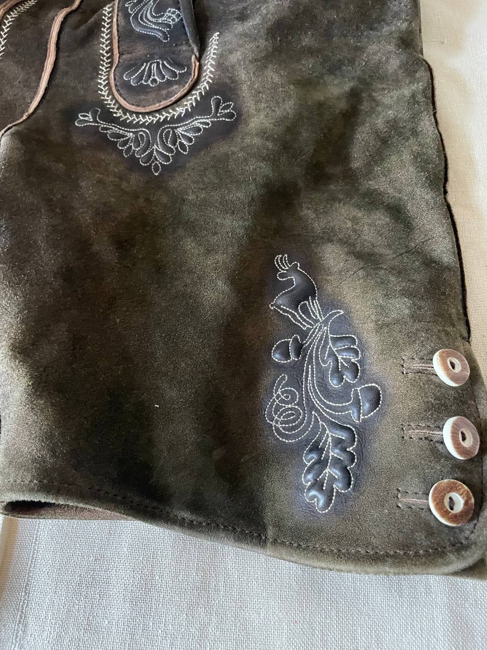 Men’s Leather Lederhosen Brown Embroidered Oktoberfest Shorts