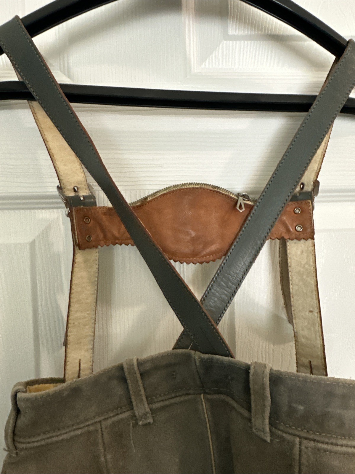 VTG Lederhosen Germany Suede Leather Shorts Suspenders Oktoberfest Child Size