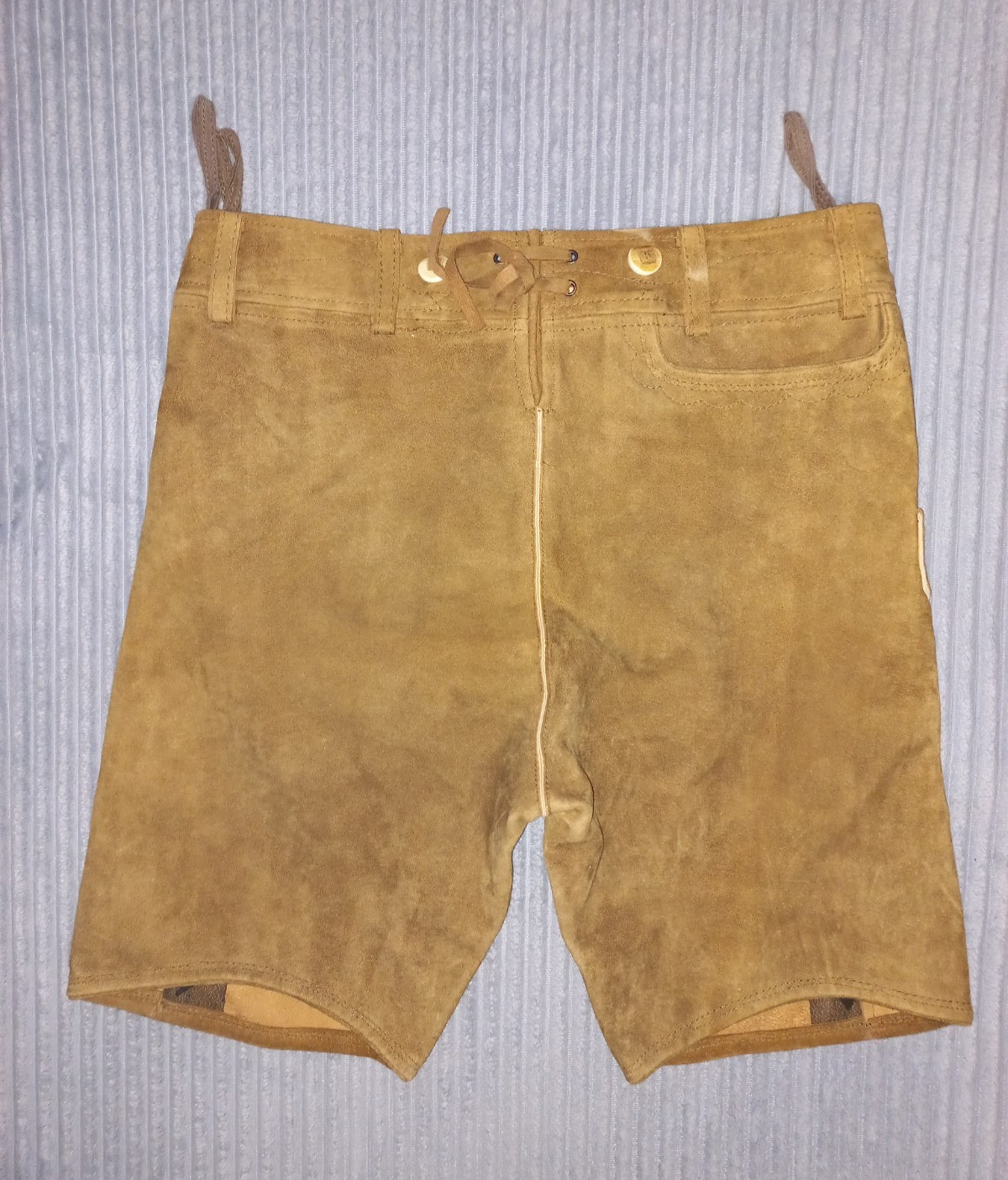 Almsach Lederhosen Trachten Oktoberfest Leather shorts (Size 48)
