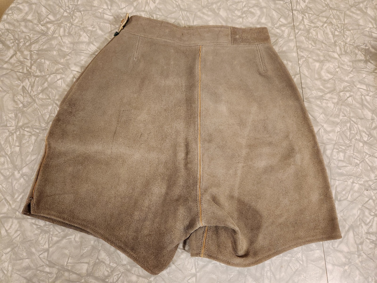 Lederhosen 10-204 Leather Made in Austria some wear Octoberfest