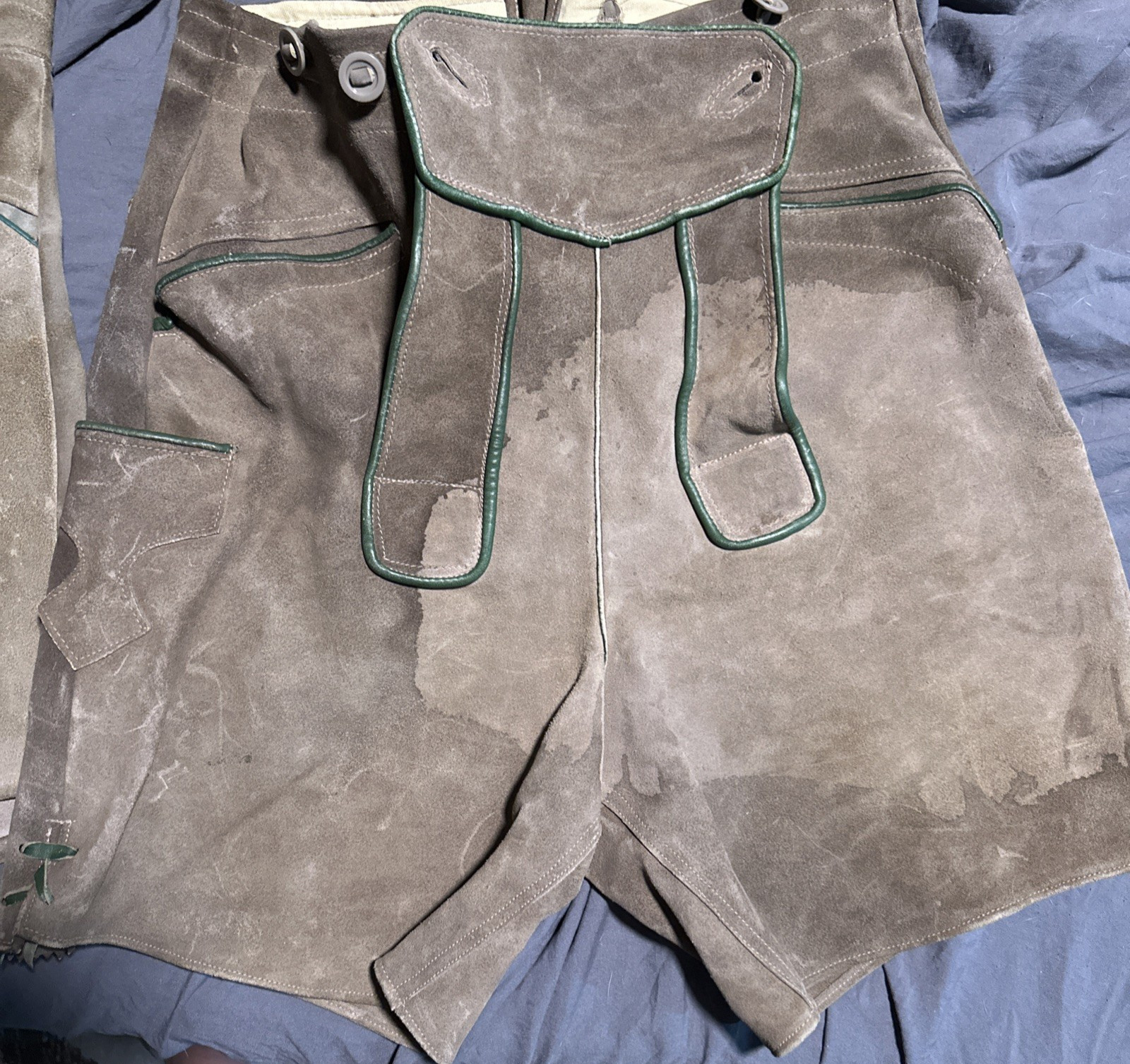Vintage Men’s/Boys German Bavarian Lederhosen Suede Shorts