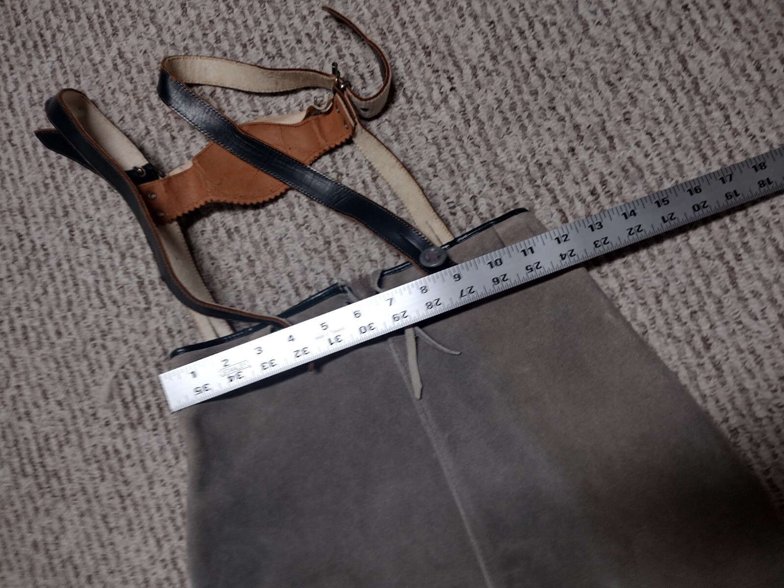 Lederhosen Vintage German Octoberfest Suede Leather Overall Button Shorts Beer