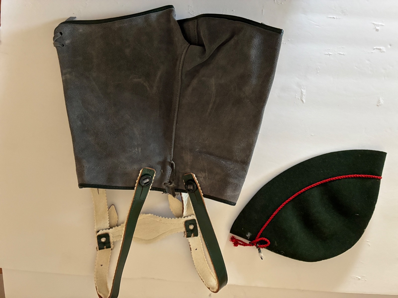 NOS Vintage Toddler Lederhosen Set w Alpine Hat Sz 86 18-24M Bavarian Oktoberfes