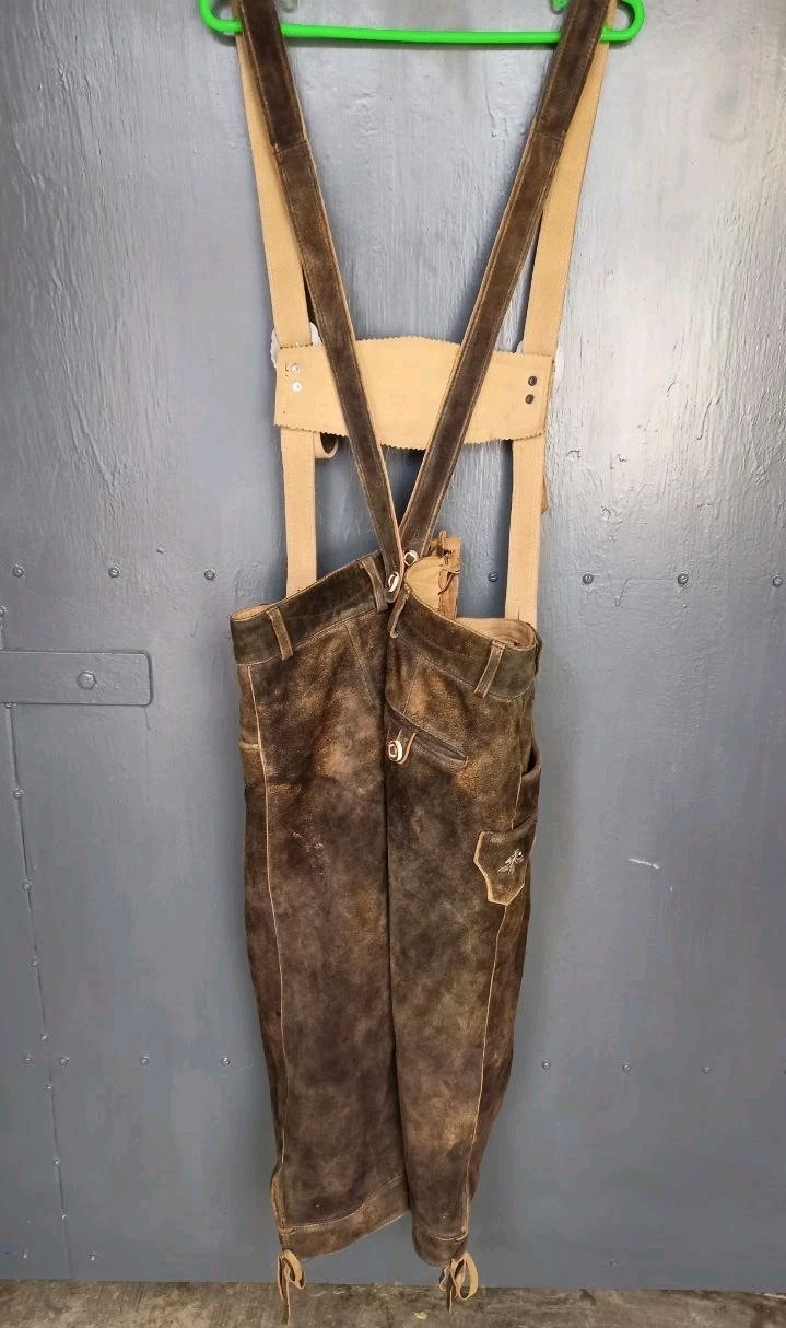 Bavarian traditional Lederhose shorts. German leather suit. Size 52