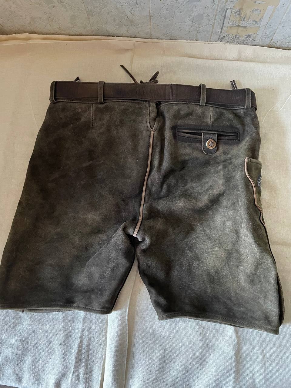 Men’s Leather Lederhosen Brown Embroidered Oktoberfest Shorts