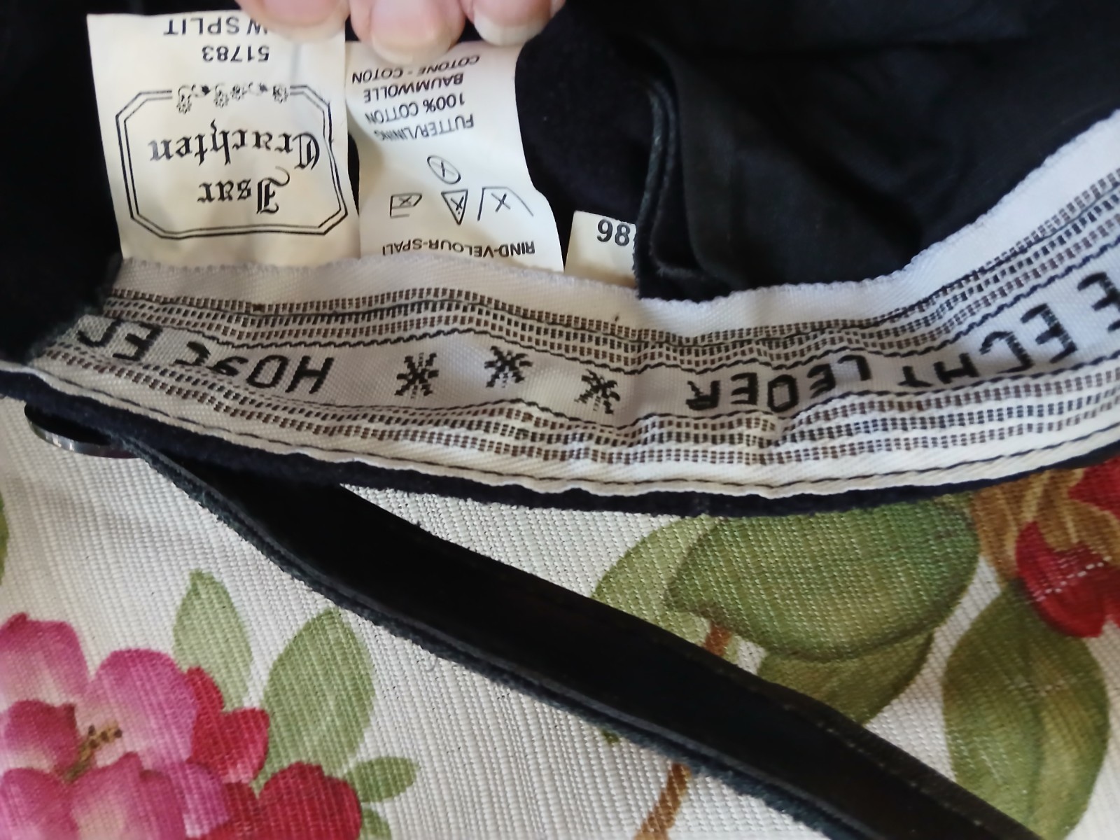 Vintage 1960s Black Lederhosen Shorts w/ Suspenders – Suede Size 86 Kids – VG+