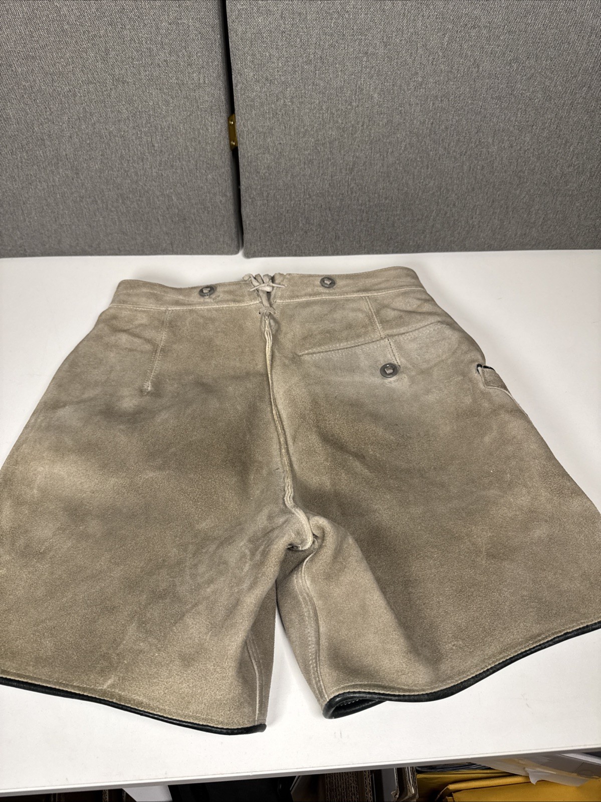 Vintage German Lederhosen Grey Suede Shorts Oktoberfest Men’s 28 Inch Waist