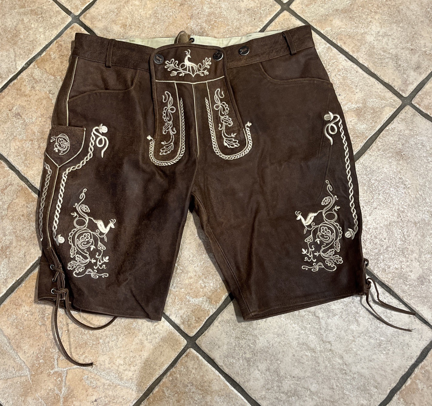 Men’s Size 52 US in Leather Lederhosen Shorts / 100% Genuine Leather EU 62