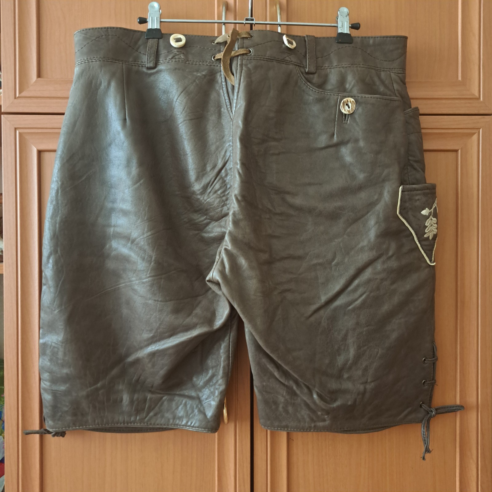 MarJo Lederhosen Men’s L / 52 Genuine Leather Trachten Oktoberfest Embroidered