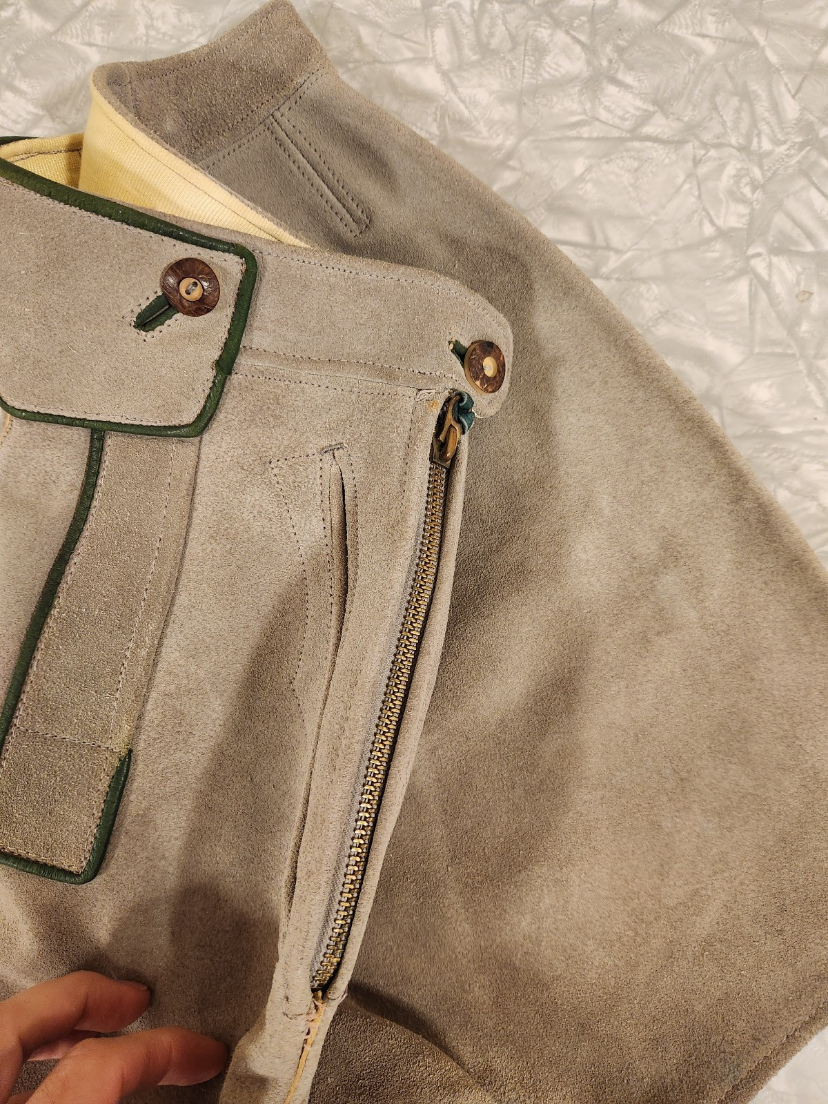 Lederhosen 10-204 Leather Made in Austria some wear Octoberfest