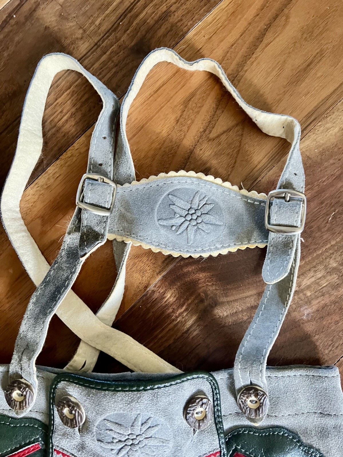 Vintage German Suede Lederhosen CHILD’s Shorts Suspenders Oktoberfest Alpine