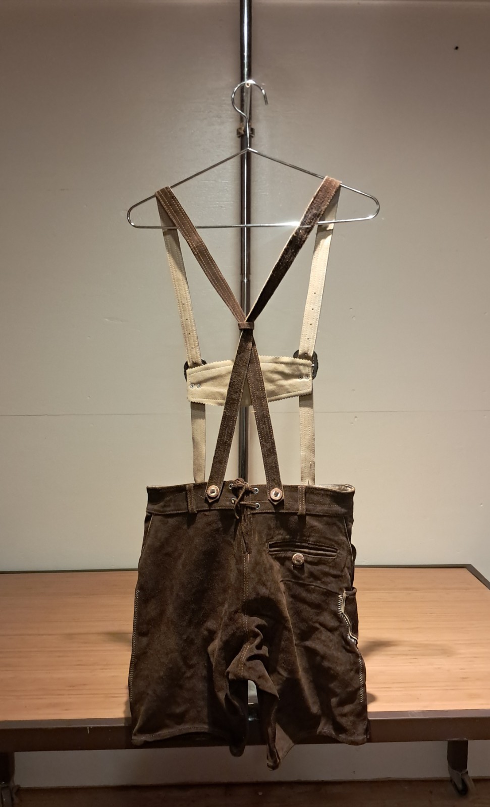 Ernst Licht Brown Leather Lederhosen Shorts w/ Suspenders Size 32