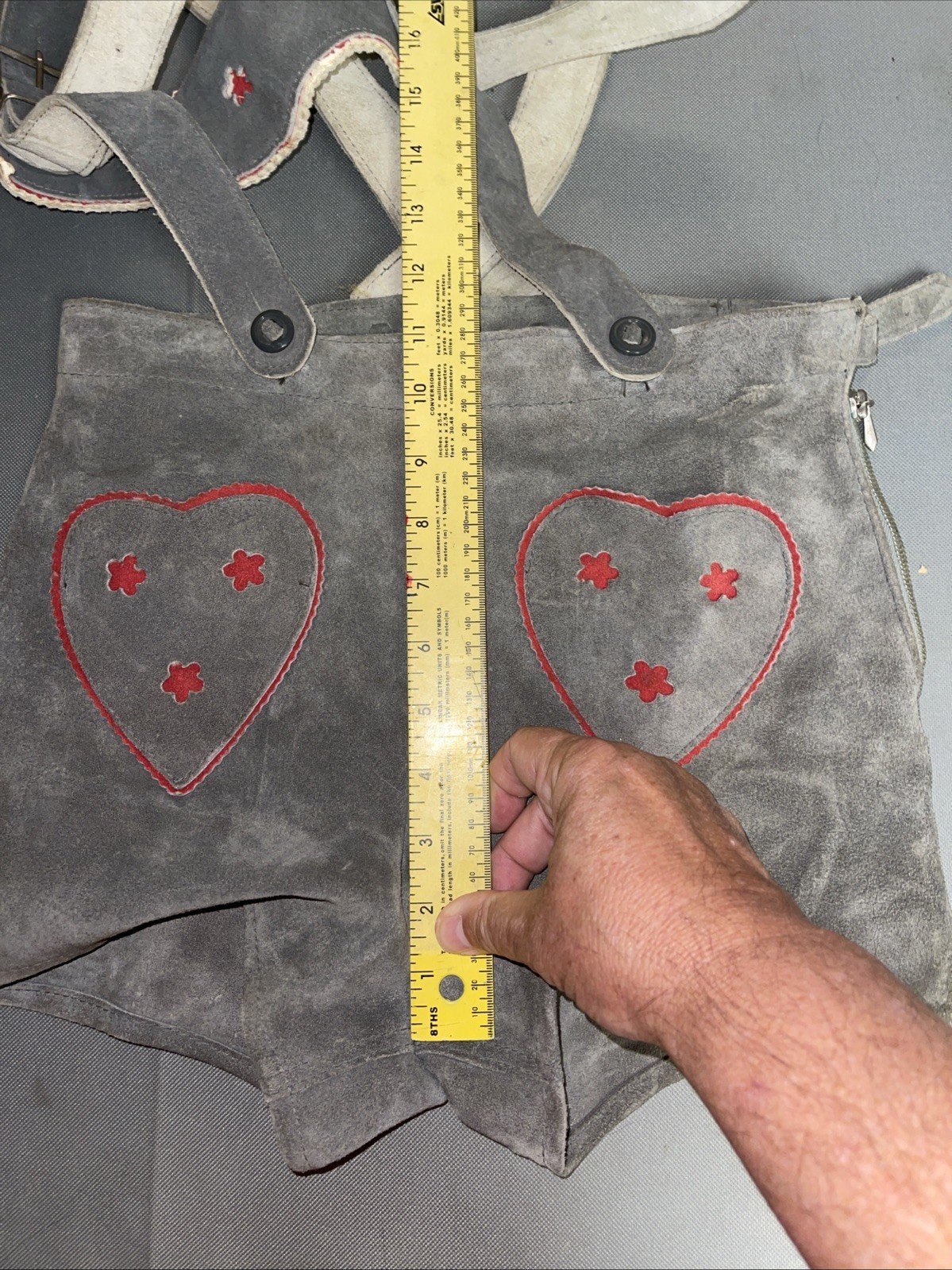 Vintage Women’s German Lederhosen Gray Suede Heart Details 27” Waist 2.5” Inseam