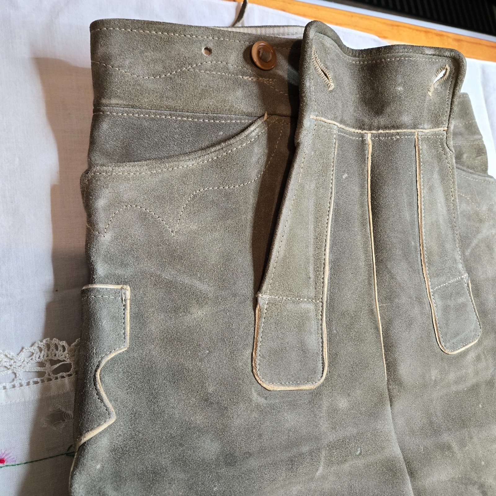 Lederhosen, thick leather material, Authentic