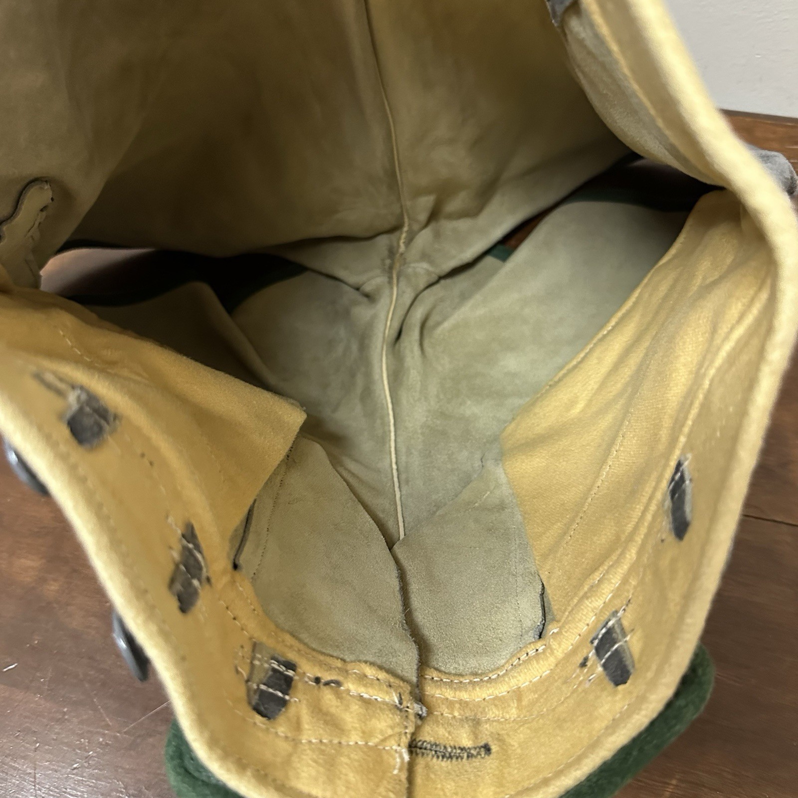Authentic Vintage Lederhosen Oktoberfest Suede Leather Shorts 29″ Waist