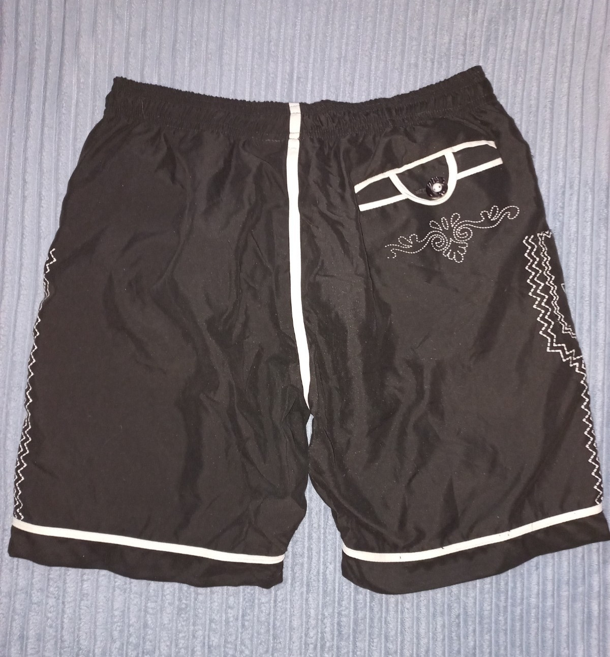 Mountain De Luxe Traditional Lederhosen Trachten shorts pants (Size M)