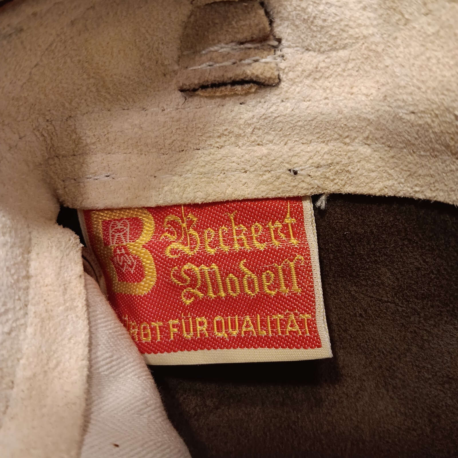 VINTAGE BECKERT MODELL Youth Suede/ Leather. German/Bavarian Lederhosen