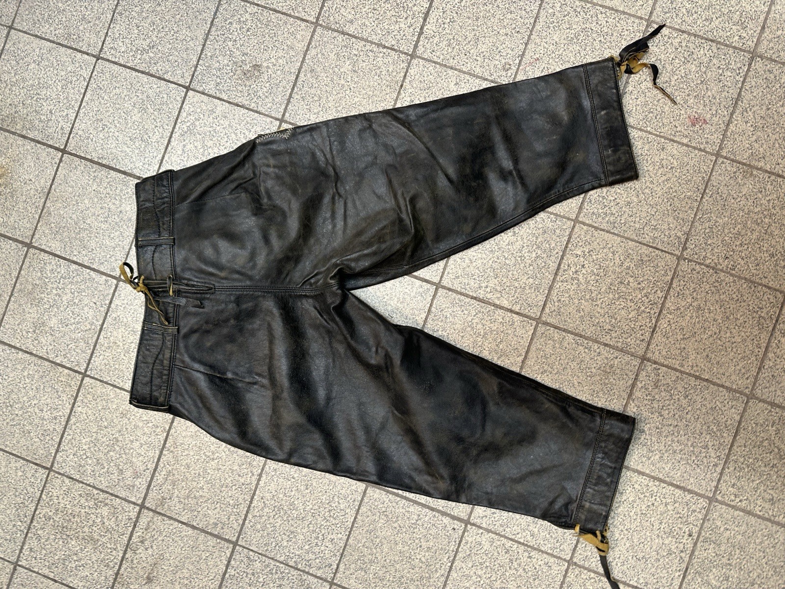 Country Maddox Leather Pants Three Quarter Knee Length Size 36 Brown Real Leather Excellent