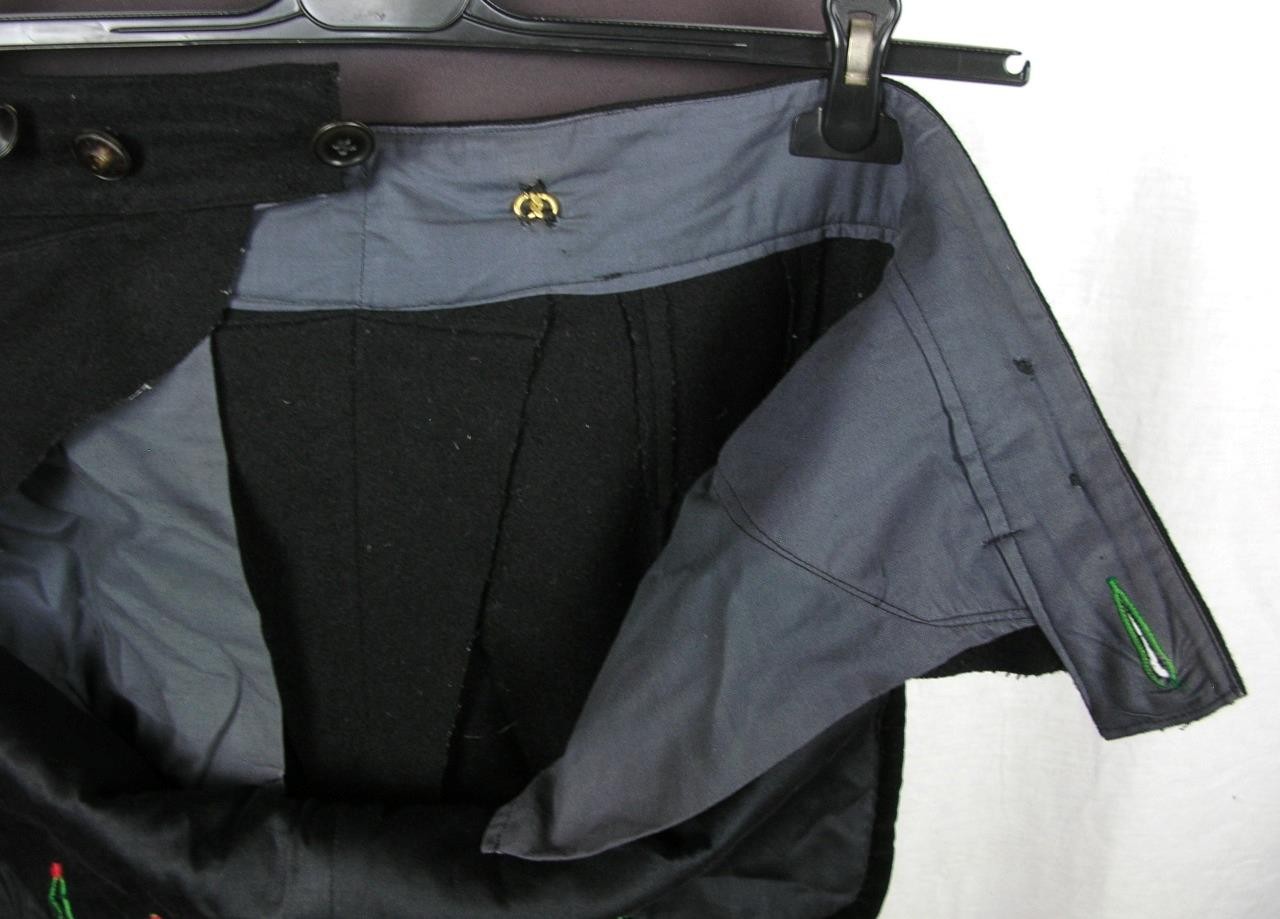 VINTAGE AUSTRIA Tirol TRADITIONAL TRACHTEN MEN’S TROUSERS PANTS