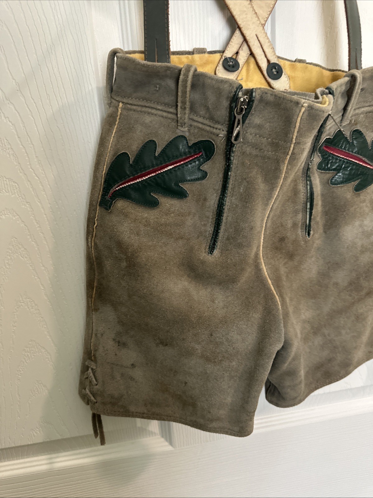 VTG Lederhosen Germany Suede Leather Shorts Suspenders Oktoberfest Child Size