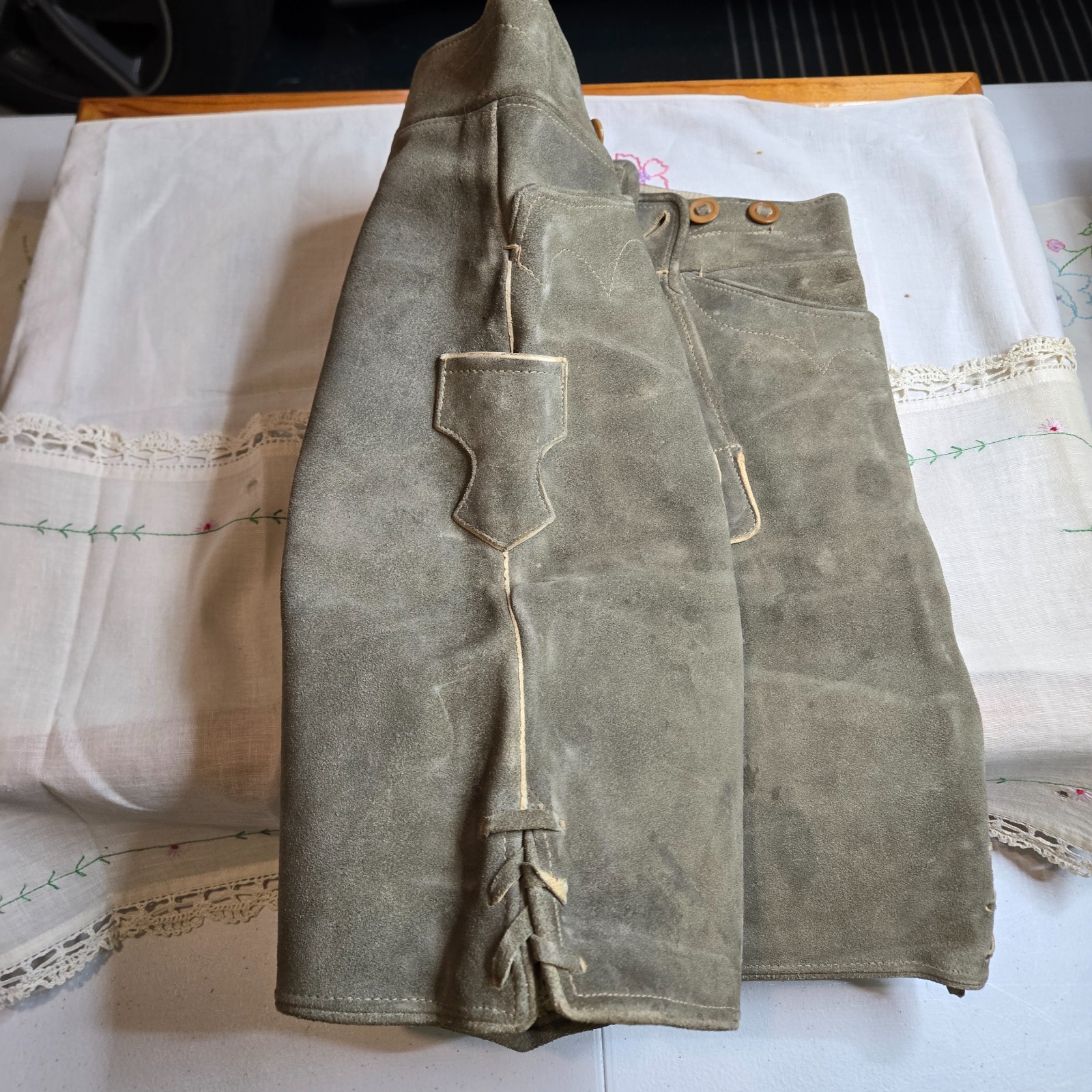 Lederhosen, thick leather material, Authentic