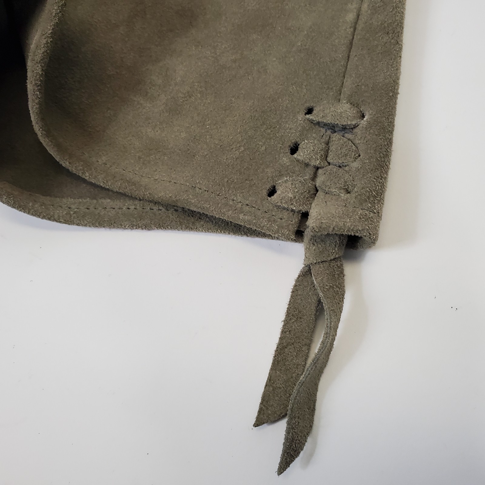 VTG German Lederhosen Child Suede Embroidered Tracht Oktoberfest 2T 4T