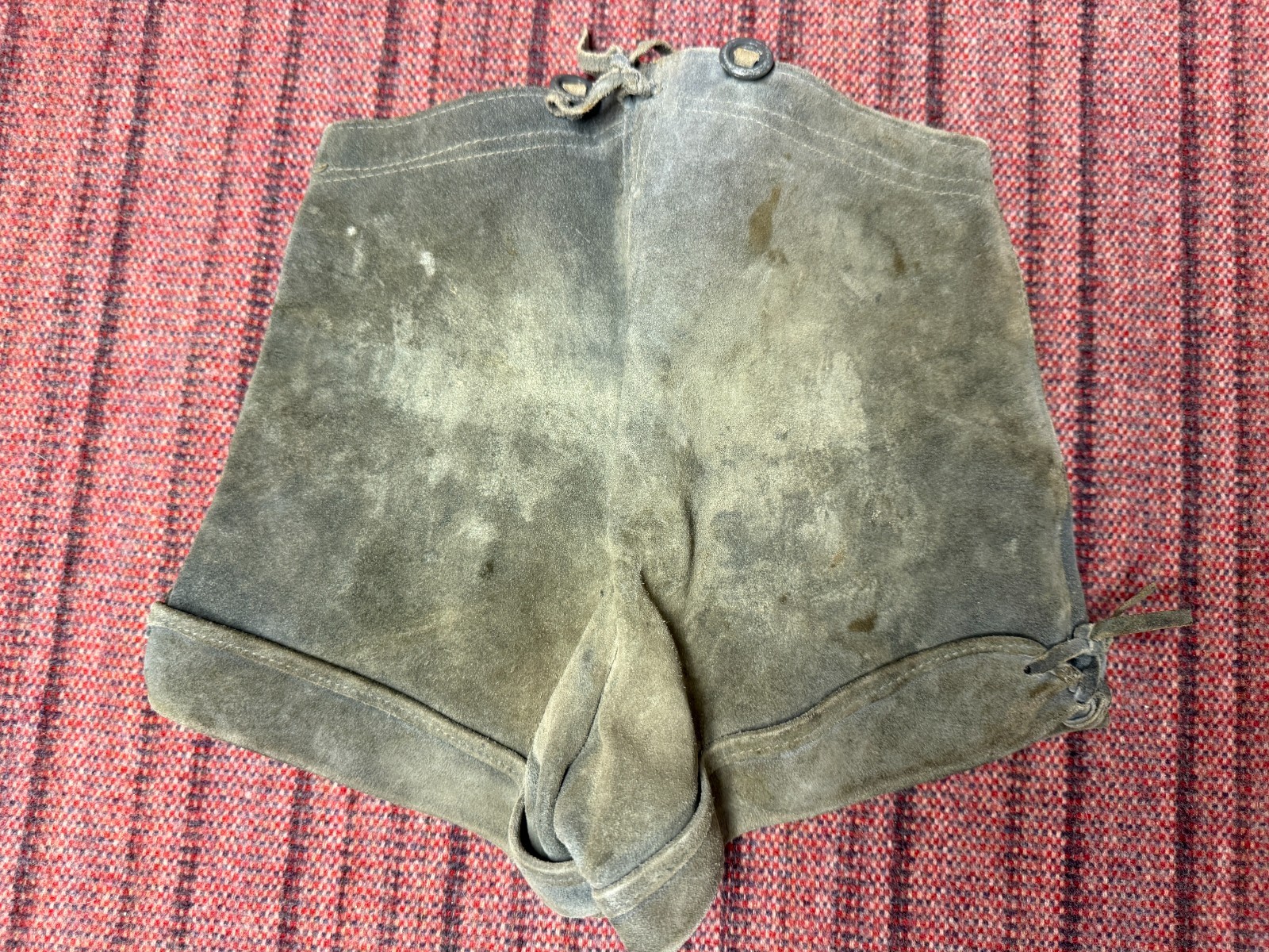 TODDLERS VINTAGE BROWN LEATHER SUEDE GERMAN LEDERHOSEN BIBS