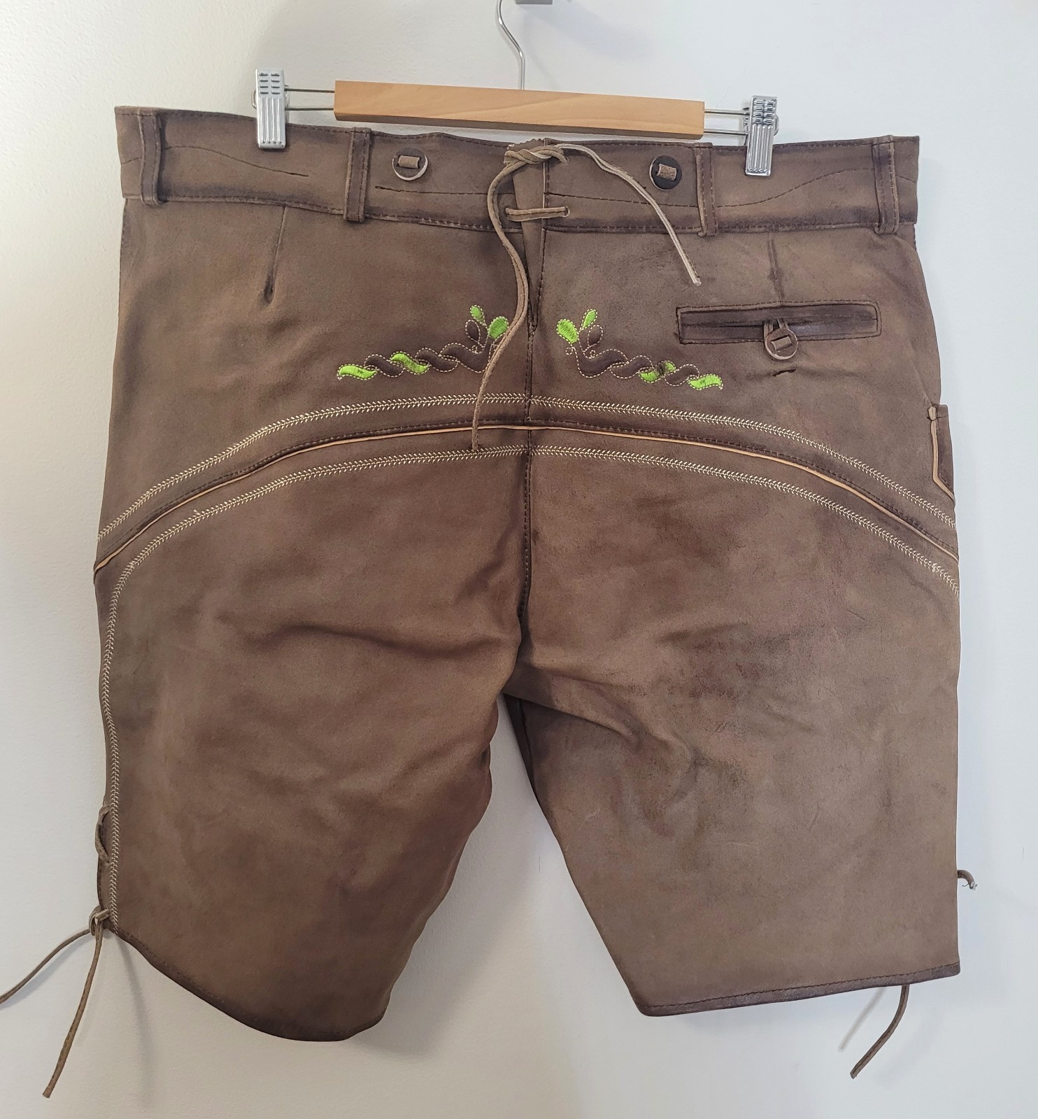 Lederhosen Shorts w/Suspenders-Trachten Style-German-Oktoberfest Wear-Size 56