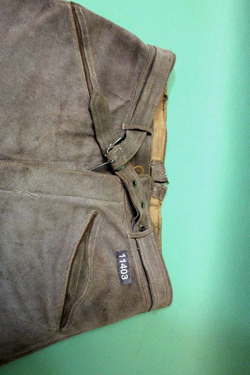 Traditional rough leather trousers short rustic approx 44 (w30) grey alpine festival